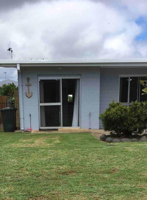 Puppies&Pancakes At Innes Park Opp Park&Beach Dogs Welcome Inside Pemberton Exterior photo